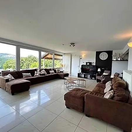 Отель In Coo With Pool Panoramic Views 4*